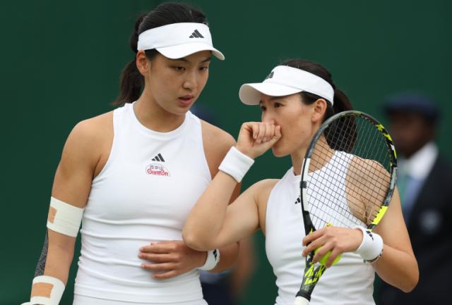 开云官方-奥运退赛潮郑钦文受益 中国夺牌希望还看女双？